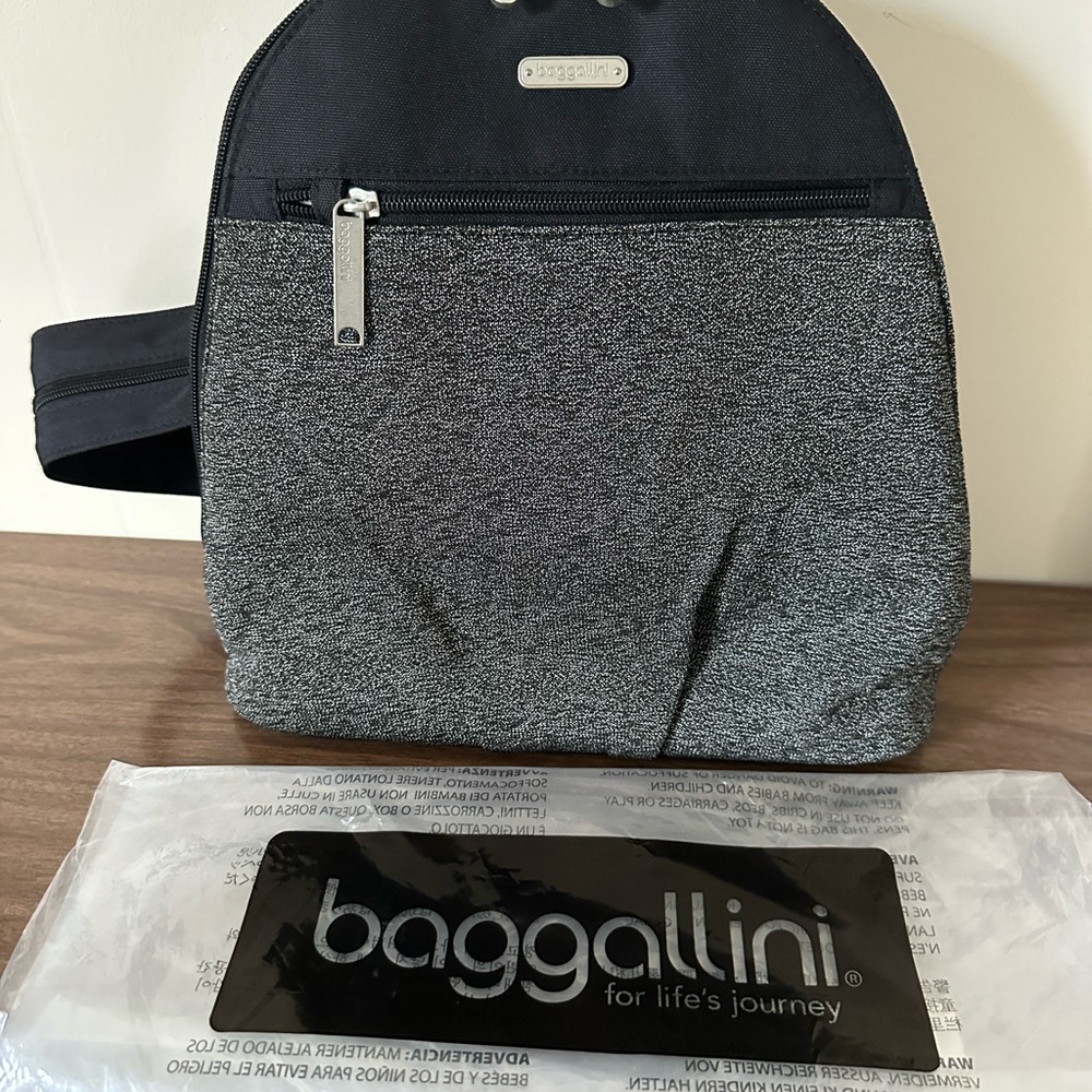 baggallini Securtex Anti-theft Convertible Backpack RFID